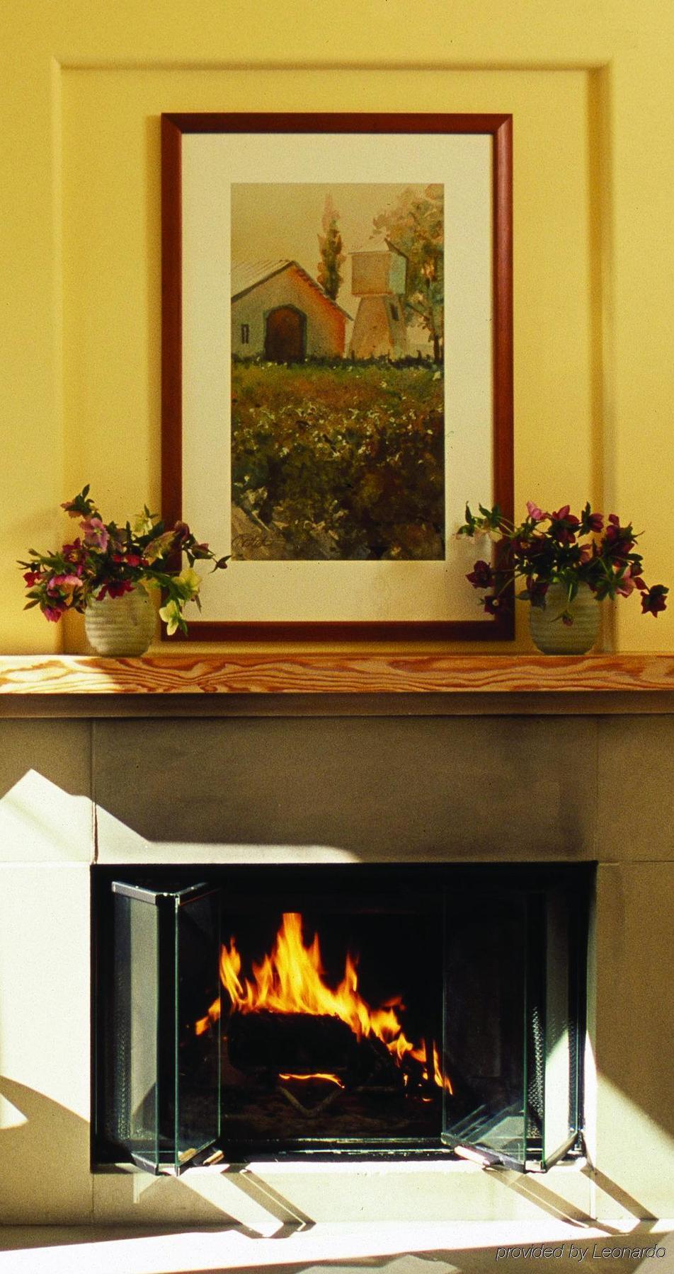 Southbridge Napa Valley St. Helena Interior photo